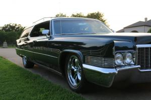 Cadillac DeVille 9-passenger Station Wagon by WISCO 1969 года 